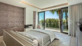 Comprar villa de 7 dormitorios en Benahavis