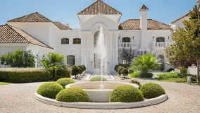 Buy villa in La Zagaleta