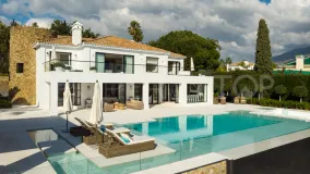 Marbella, villa de 5 dormitorios a la venta