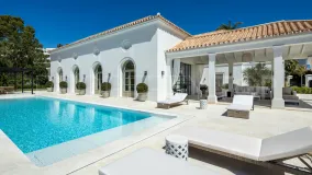 6 bedrooms Marbella villa for sale