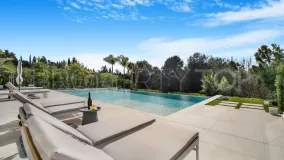 For sale villa with 6 bedrooms in Marbella