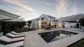 Chalet en venta en Linda Vista Baja