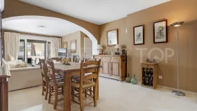 Se vende apartamento en Nueva Andalucia con 3 dormitorios