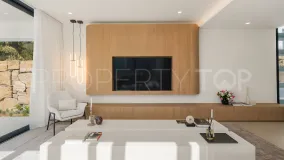 Chalet en venta con 3 dormitorios en Estepona Golf