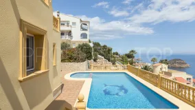 Villa a la venta en Balcon al Mar de 4 dormitorios