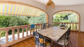 Buy villa in Pinosol with 3 bedrooms