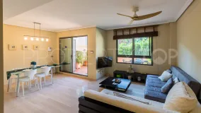 Buy town house in Avda. Augusta