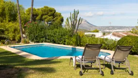 Villa de 3 dormitorios a la venta en Adsubia