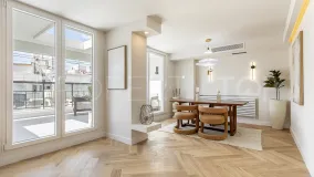 Penthouse with 3 bedrooms for sale in L'Eixample