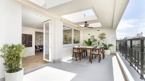 Penthouse with 3 bedrooms for sale in L'Eixample