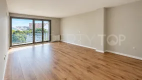 Valencia 4 bedrooms flat for sale