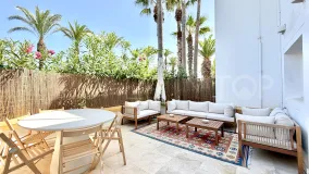 Se vende duplex en Paseo del Río de 4 dormitorios