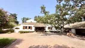 6 bedrooms villa in Kings & Queens for sale