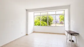 Apartamento en venta con 3 dormitorios en Marbella Centro