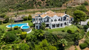 Comprar villa de 6 dormitorios en Marbella Golden Mile