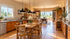 Comprar casa de 5 dormitorios en Bel Air