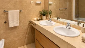Apartment in Nueva Andalucia for sale