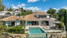 Benahavis 6 bedrooms villa for sale