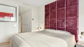 For sale 2 bedrooms apartment in Benahavis