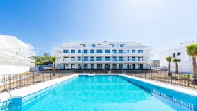 For sale ground floor apartment in Cala de Mijas with 2 bedrooms