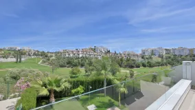 Comprar villa pareada de 3 dormitorios en Riviera del Sol