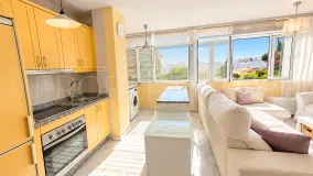 Comprar adosado con 3 dormitorios en La Carihuela