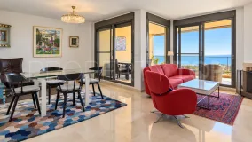 For sale apartment with 2 bedrooms in Calahonda