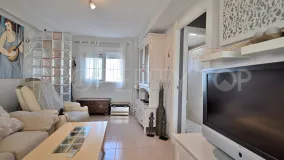 Apartamento con 2 dormitorios en venta en Torremolinos