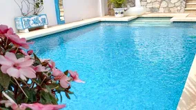 Benalmadena Centro, casa de 4 dormitorios a la venta