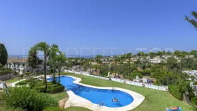 For sale Calahonda town house