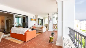 2 bedrooms ground floor apartment in Calahonda for sale