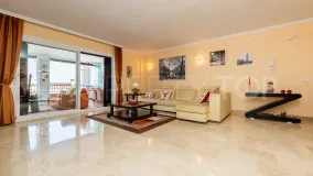 2 bedrooms ground floor apartment in Calahonda for sale