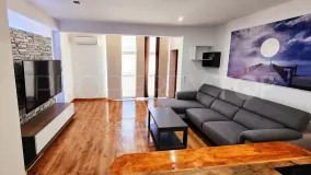 Apartamento con 2 dormitorios a la venta en Torremolinos Centro