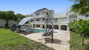 For sale villa in Mijas Costa