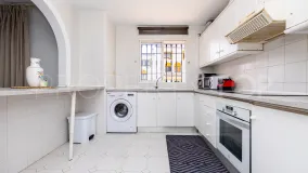 Ground floor apartment in Calahonda for sale