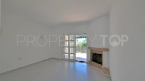 For sale town house in Calahonda