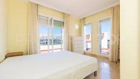 Penthouse for sale in Calahonda with 2 bedrooms