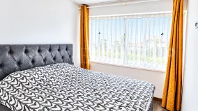 Apartamento a la venta en La Carihuela de 2 dormitorios