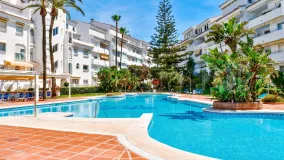 Duplex for sale in Marbesa