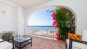 Calahonda, duplex planta baja con 2 dormitorios en venta