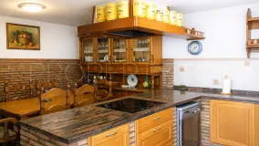 Pareado en venta con 6 dormitorios en San Pedro de Alcantara