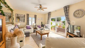 Buy 7 bedrooms house in El Faro de Calaburras