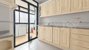 Apartamento de 3 dormitorios en venta en Los Boliches