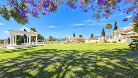 Se vende casa de 10 dormitorios en Mijas Golf