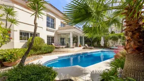 Villa en venta en Alhaurin Golf con 3 dormitorios