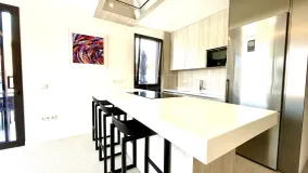 For sale 3 bedrooms penthouse in Artola