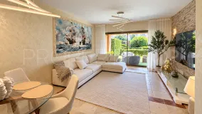 Benatalaya, apartamento planta baja en venta de 2 dormitorios