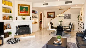 Town house for sale in Sierra Blanca with 3 bedrooms