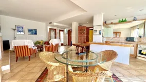 Comprar apartamento de 2 dormitorios en Marbella - Puerto Banus