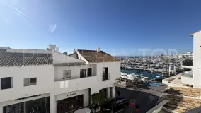 Comprar apartamento de 2 dormitorios en Marbella - Puerto Banus
